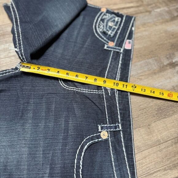 True Religion JOEY SUPER T Jean Cut Off Shorts Womens Sz 40 Flap Pockets NWT - Picture 10 of 10